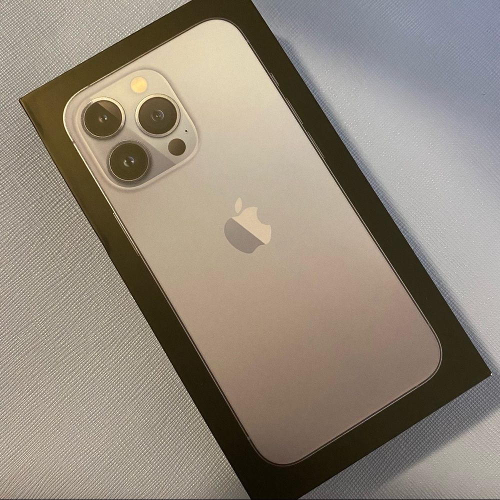 Box for iPhone 13 pro